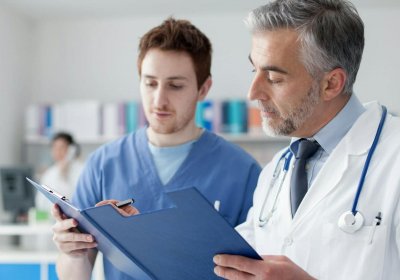 Jakie podmioty korzystają z usługi tłumaczeń medycznych?